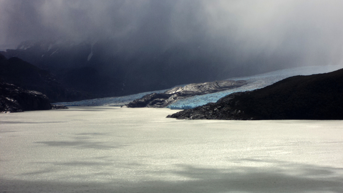 Glaciar Grey visto da trilha